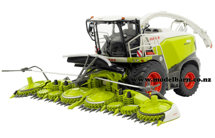 1/32 Claas Jaguar 990 Forage Harvester with Orbis 900 Head