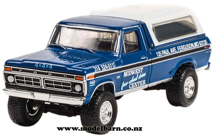 1/64 Ford F-250 Pick-Up with Canopy (1974, blue & white)