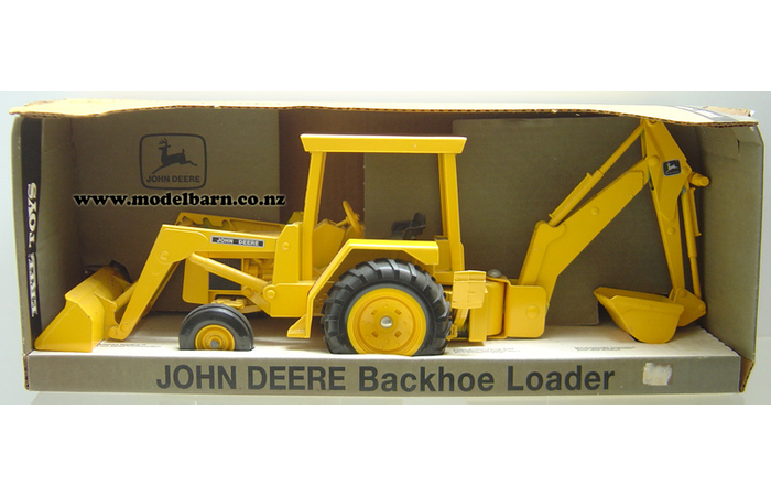 1/16 John Deere Backhoe Loader (yellow)