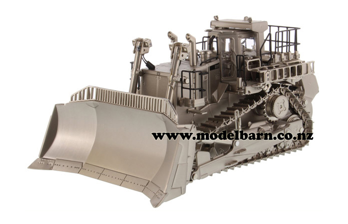 1/50 Caterpillar D11T Bulldozer (JEL Design) "Matt Silver"