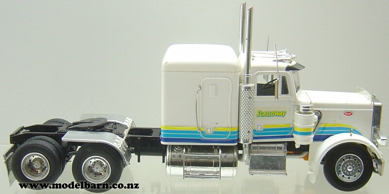 好評継続中！今だけ限定価格! トミカ Revell PETERBILT 359