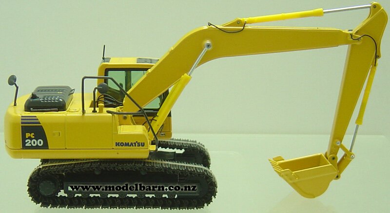 1/50 Komatsu PC200-8 Galeo Excavator - Construction & Forestry 