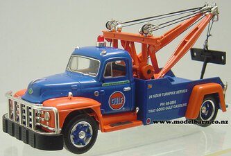 1/34 Diamond-T Tow Truck (1955) "Gulf"-other-trucks-Model Barn