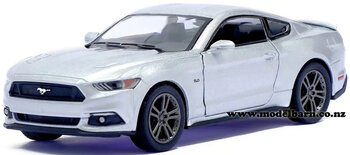 1/38 Ford Mustang GT (2015, silver)-ford-Model Barn