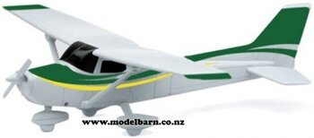 1/42 Cessna 172 Skyhawk with Wheels Kitset (green & white)-other-items-Model Barn