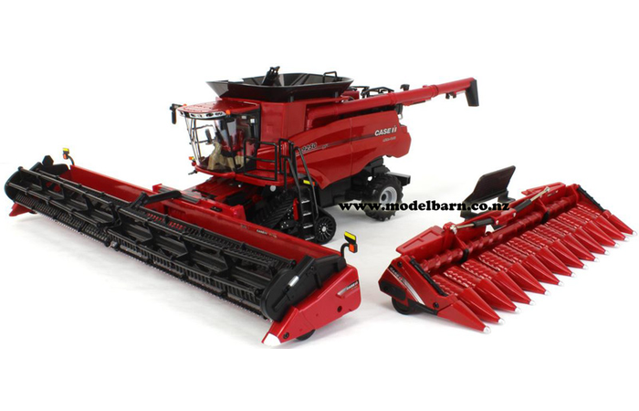 1/32 Case IH 9250 Combine Harvester with Grain & Corn Heads (damaged box)