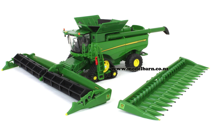 1/64 John Deere S780 Combine Harvester with Grain & Corn Heads