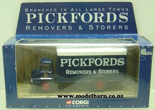 1/50 Ford Thames Trader Box Truck "Pickfords"-ford-Model Barn