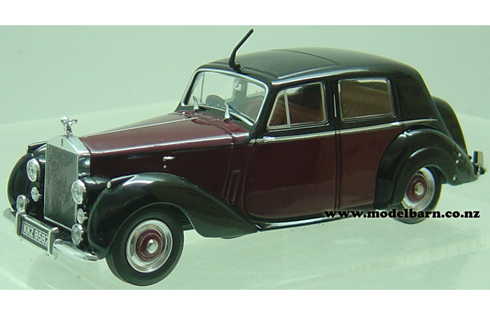 1/43 Rolls-Royce Silver Dawn (maroon & black) Used