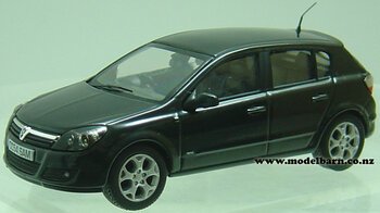 1/43 Vauxhall Astra 2004 (Digital Green, unboxed)-other-vehicles-Model Barn