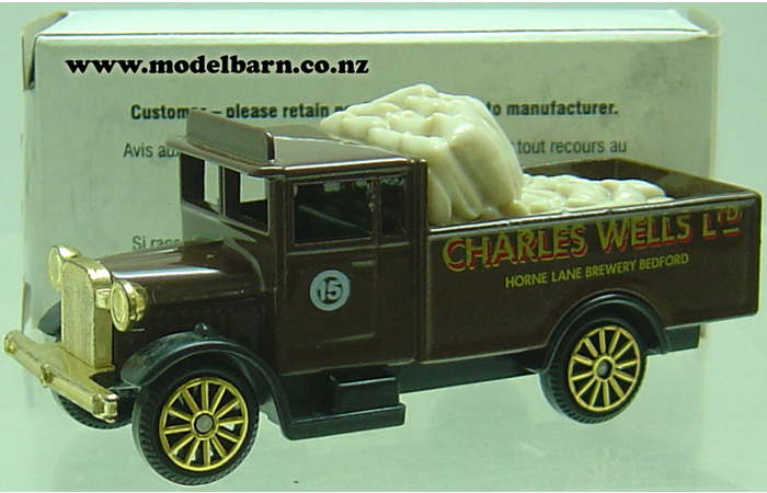 Morris Delivery Truck "Charles Wells Ltd" (84mm)