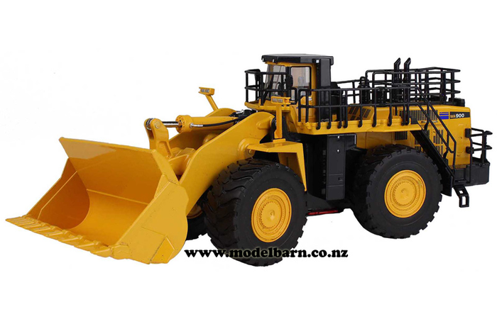 1/50 Komatsu WA900-3 Wheel Loader (used)