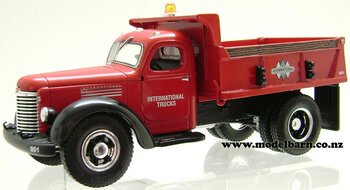 1/34 International KB-10 Tip Truck "International Trucks"-international-Model Barn