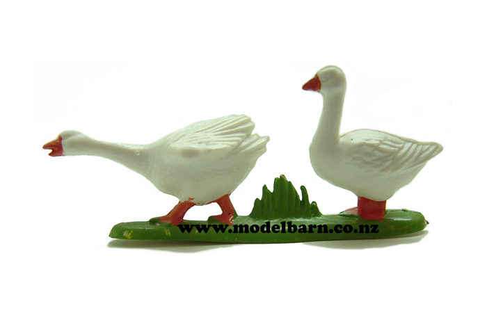 1/32 Geese (2, white)