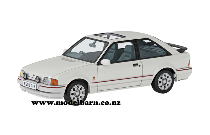 1/43 Ford Escort Mk IV XR3i (Diamond White)