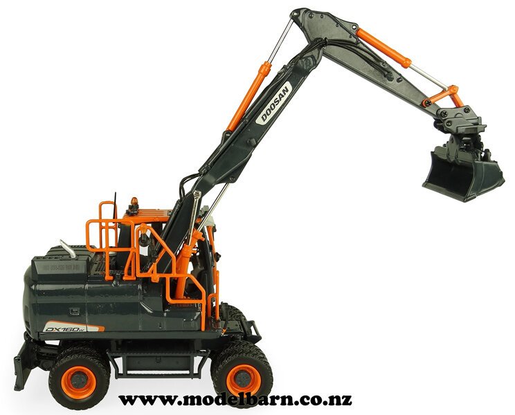 1/50 Doosan DX160W Wheel Excavator 