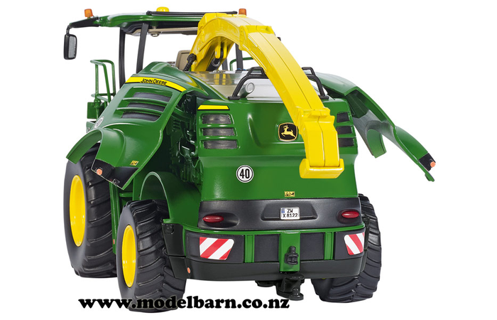 1/32 John Deere 8500i Forage Harvester - Farm Equipment-John Deere : Model  Barn - Wiking