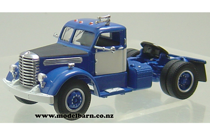 1/43 Diamond T Prime Mover (1948, blue & white)